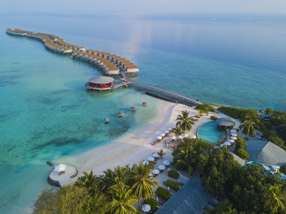 Centara Ras Fushi Resort and Spa Maldives