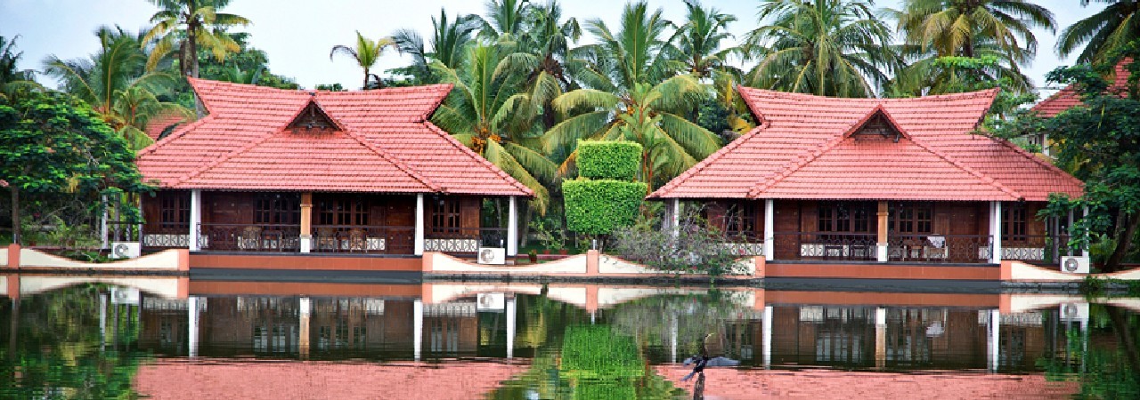 Sterling Lake Palace Alleppey