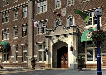 Windsor Arms