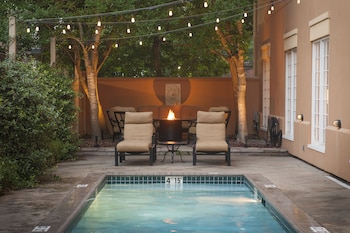 Hampton Inn New Orleans-St. Charles Ave./Garden District