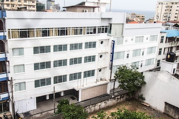 Ceylon City Hotel