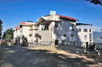 Woodsvilla Residency