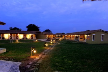 Asiatic Lion Lodge