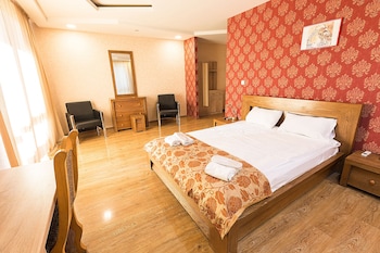 Hotel Alaznis Veli