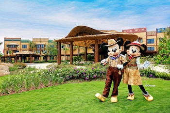 Disney Explorers Lodge