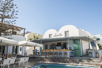 Scorpios Beach Hotel Apartments & Suites Santorini