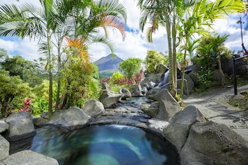 Hotel Arenal Kioro Suites & Spa