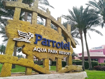 Parrotel Aqua Park Resort