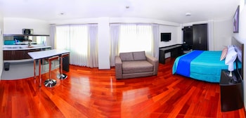 Group House Apart Hotel