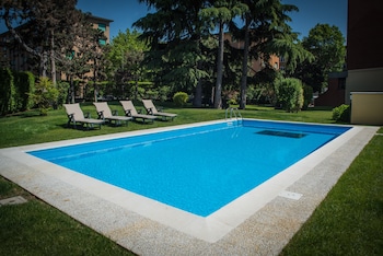 Corvetto Residence Porto Di Mare