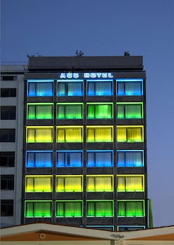 Athens Center Square