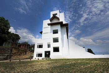 Jungle Livinn Camps and Retreat