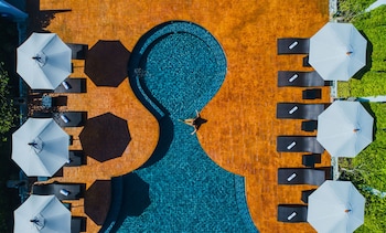 Oakwood Hotel Journeyhub Pattaya