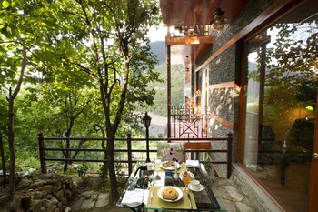 Regenta Inn Blossoms