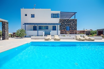 Golden Sunrise Suites