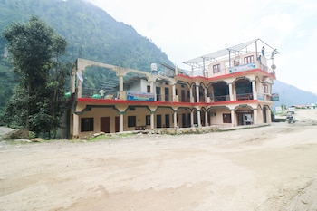 New Shiv Shakti by OYO Rooms