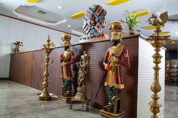 Hotel Citrus Prime Raipur